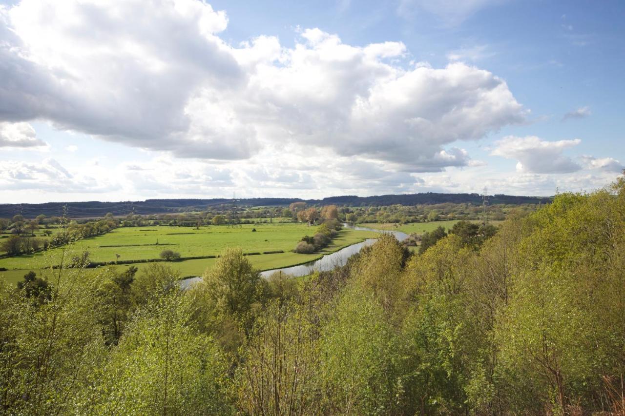 Avondale New Forest Godshill  エクステリア 写真